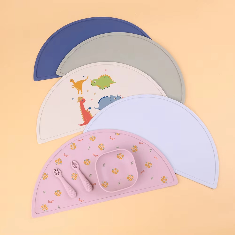 BPA-Free Silicone Baby Feeding Placement Mat - ProductsUploadContents2026 2/BPA-Free Silicone Baby Feeding Placement Mat/04.jpg